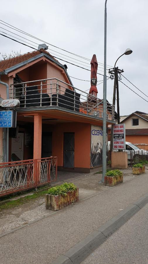 Apartman Nik-Rom Bosanska Gradiska Esterno foto